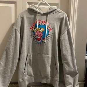 brand is NOT COOLS, size is xxl, colour is grey